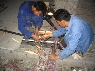 西固500电话变哑，五一祝福晚了10小时